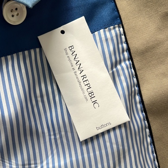 Men’s Banana Republic, tan blazer - Picture 8 of 10